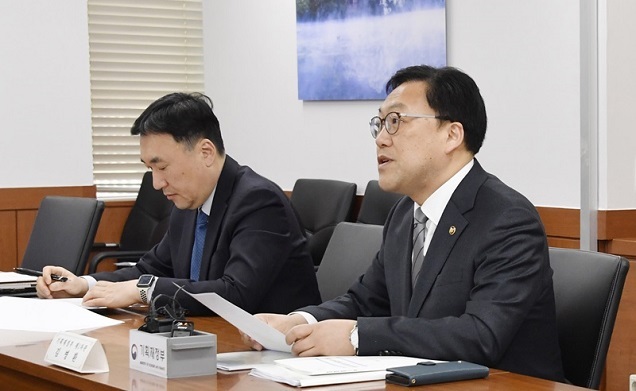 기재 1차관 “내수·수출 회복과 고용취약계층 맞춤형 지원 강화” 기재 1차관 “내수·수출 회복과 고용취약계층 맞춤형 지원 강화”