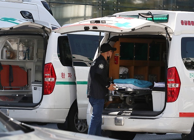 정부, 응급의료기관에 1대 1 전담책임관 지정…진료차질 방지 정부, 응급의료기관에 1대 1 전담책임관 지정…진료차질 방지