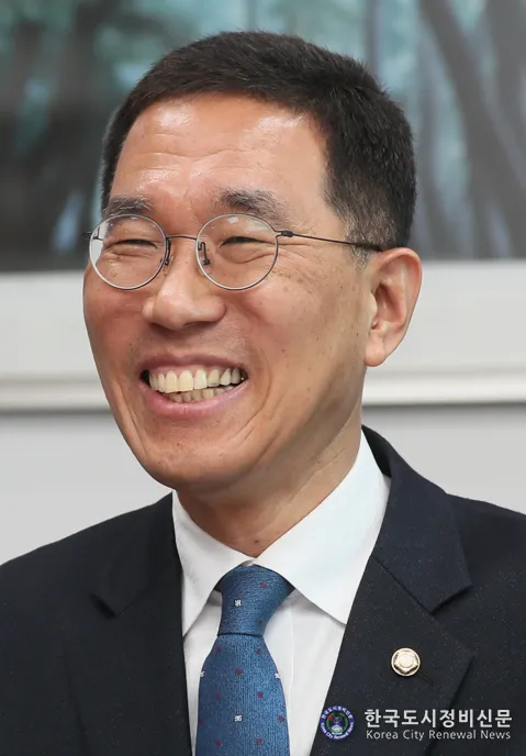 더불어민주당 국회 기획재정위원회 김주영의원 더불어민주당 국회 기획재정위원회 김주영의원