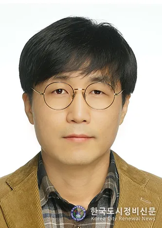 이상직 국회 미래연구원 부연구위원 이상직 국회 미래연구원 부연구위원
