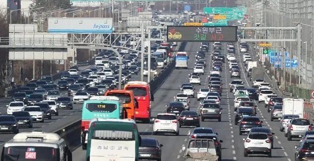 설 연휴 3071만 명 이동…엔데믹에 전년대비 10.2% 증가 설 연휴 3071만 명 이동…엔데믹에 전년대비 10.2% 증가