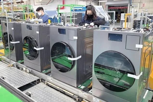 삼성전자 ‘비스포크 AI 콤보’ 흥행 돌풍…국내 생산라인 풀가동