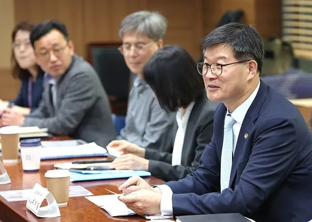 의료·요양·돌봄 신청 등 절차 통합…복지부, 통합판정체계 2차 시범사업 의료·요양·돌봄 신청 등 절차 통합…복지부, 통합판정체계 2차 시범사업
