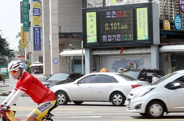여름철 농도 높아지는 ‘오존’…배출사업장 등 집중 관리 여름철 농도 높아지는 ‘오존’…배출사업장 등 집중 관리