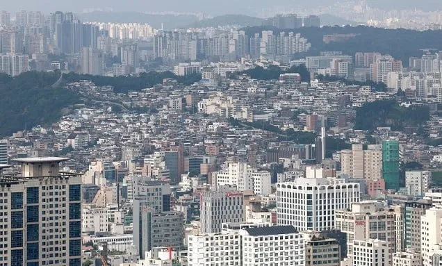 서울 ·수도권에 6년 간 42만 7000가구 이상 대규모 주택 공급 추진 서울 ·수도권에 6년 간 42만 7000가구 이상 대규모 주택 공급 추진